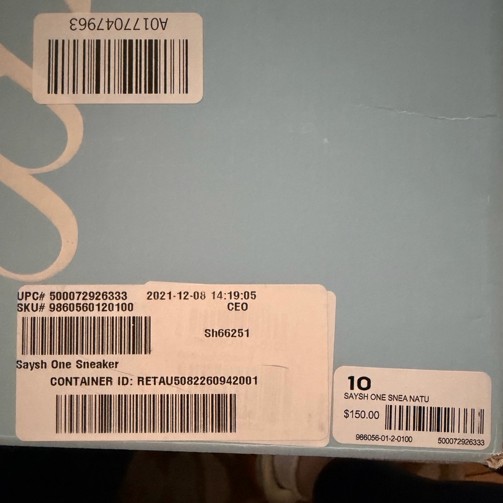 SAYSH Women's White Athletic Shoes - Picture 7 of 7